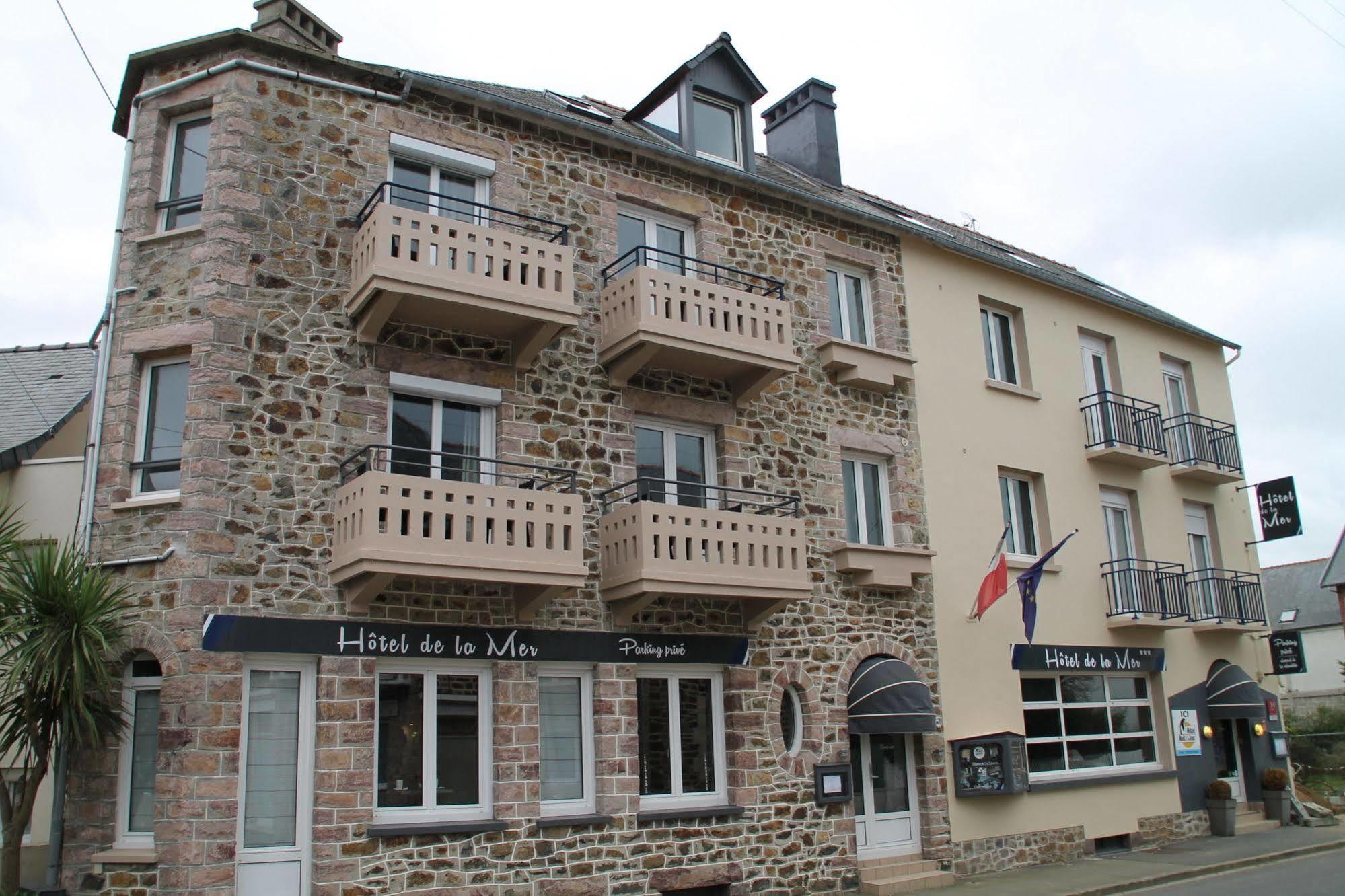 De La Hotel 3*
